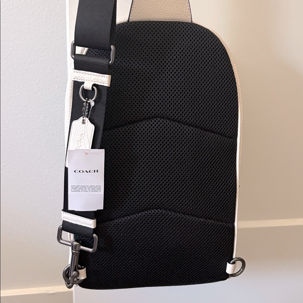 NWT [Coach] Zip-Close West Pack Medium Pebbeled Leather Designer Unisex Backpack - Picture 7 of 14